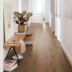 Ламиниран паркет EGGER NatureSense EL2103 Aqua Dark Dunnington Oak 8mm- AC4/32 Ламиниран паркет EGGER NatureSense EL2103 Aqua Dark Dunnington Oak 8mm- AC4/32