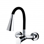 Месингов стенен смесител Cascada Flexible Black с гъвкаво тяло